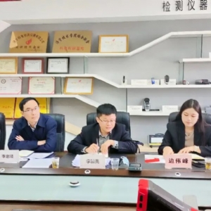 濟(jì)寧市助企攀登調(diào)研保障組一行來訪科電公司以實(shí)際行動(dòng)支持企業(yè)科技創(chuàng)新攀登進(jìn)階