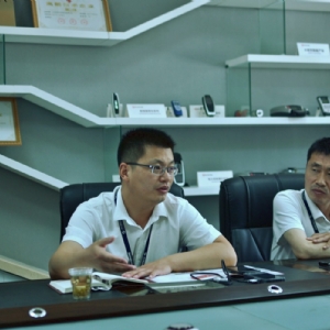 助企攀登工作組到科電儀器進(jìn)行走訪調(diào)研