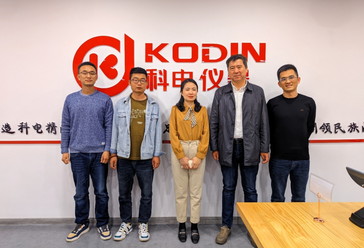 熱烈歡迎高新區(qū)經(jīng)發(fā)局周處長、王處長蒞臨科電儀器調(diào)研指導(dǎo)