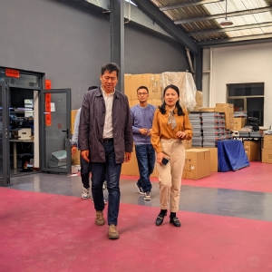 熱烈歡迎高新區(qū)經(jīng)發(fā)局周處長、王處長蒞臨科電儀器調(diào)研指導(dǎo)