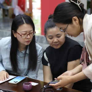 中國(guó)鋼結(jié)構(gòu)協(xié)會(huì)防火與防腐分會(huì)秘書長(zhǎng)杜詠一行蒞臨科電儀器上海公司調(diào)研